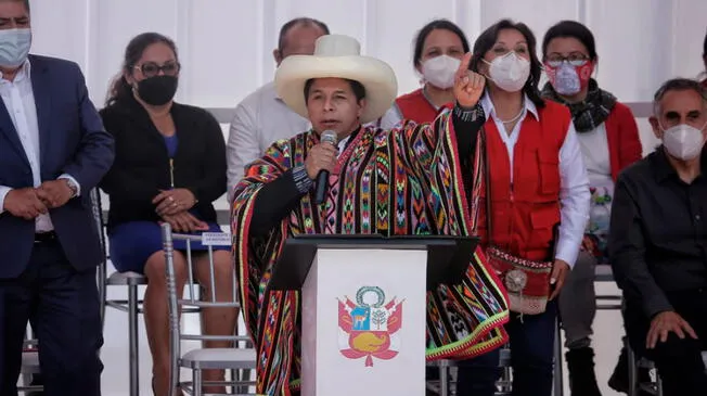 Desde Ayacucho, Pedro Castillo anunció aumento del sueldo mínimo. Foto: Antonio Melgarejo/La República Desde Ayacucho, Pedro Castillo anunció aumento del sueldo mínimo. Foto: Antonio Melgarejo/La República