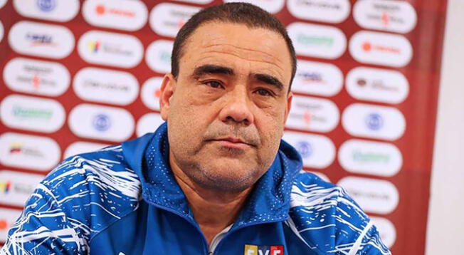 Leonardo González anunció que dirigirá a Venezuela hasta el duelo contra Perú