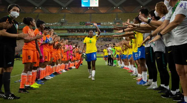 Formiga, leyenda del fútbol brasileño Formiga, leyenda del fútbol brasileño