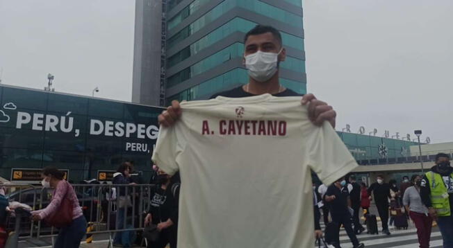 Ángel Cayetano y las dos posiciones que puede jugar en Universitario