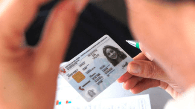 Conoce AQUÍ cómo solicitar tu DNI electrónico Conoce AQUÍ cómo solicitar tu DNI electrónico