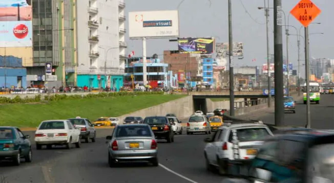 La Vía Expres hoy en día suele estar llena de carros y un estresante tráfico.