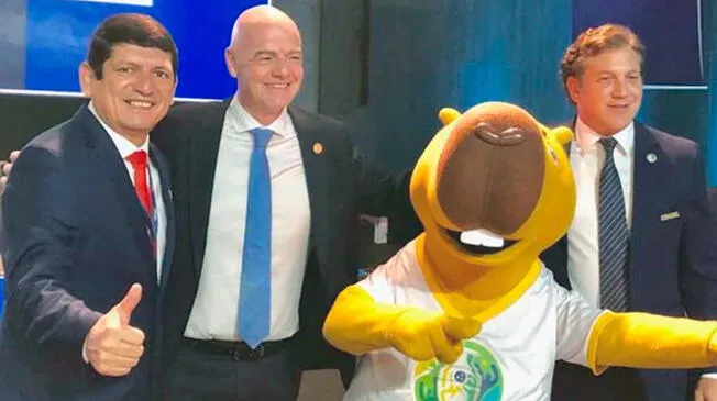 Presidentes de FIFA y Conmebol enviaron carta de felicitación a Agustín Lozano.
