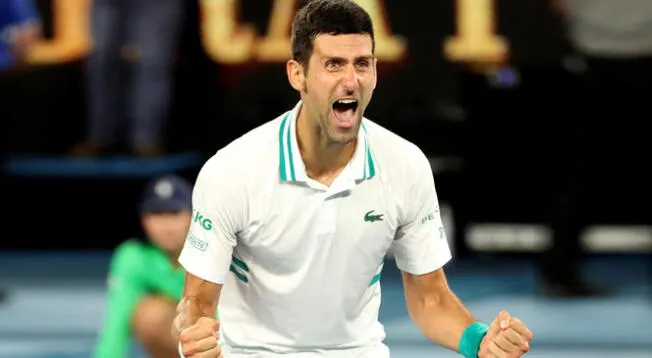 Djokovic causó polémica por asistir a Australia sin vacunarse contra la COVID-19.