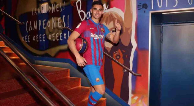 Ferrán Torres llegó al Barcelona procedente del Manchester City. Ferrán Torres llegó al Barcelona procedente del Manchester City.