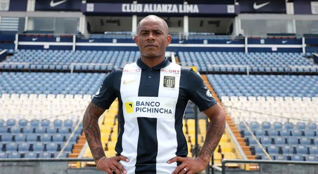 Wilmer Aguirre renovó una temporada más con Alianza Lima