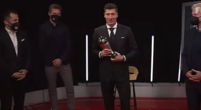 Robert Lewandowski gana el Premio The Best FIFA 2021