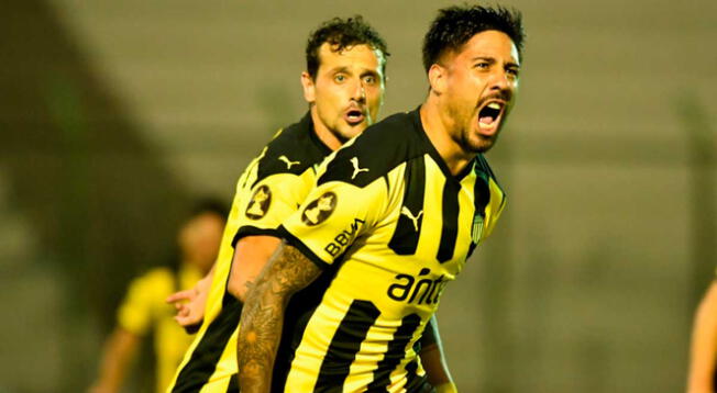 Con gol de Ramón Arias, Peñarol venció a Nacional en el clásico de Uruguay.