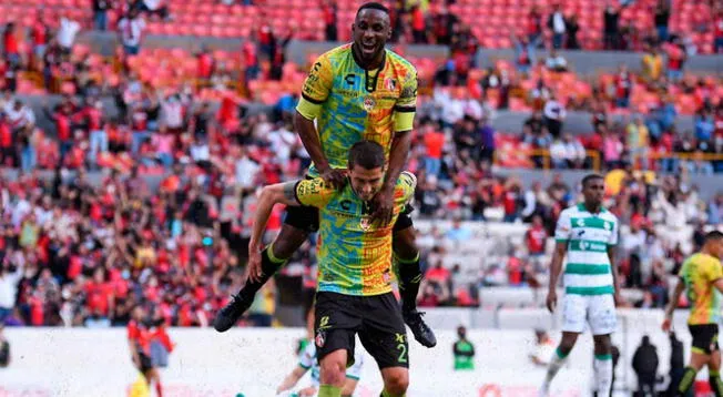 Con goles de Nervo y Torres, Atlas gana 2-0 al Santos Laguna por la Liga MX. Con goles de Nervo y Torres, Atlas gana 2-0 al Santos Laguna por la Liga MX.