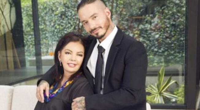 J Balvin pide a sus fans orar por la salud de madre que está hospitalizada por COVID-19