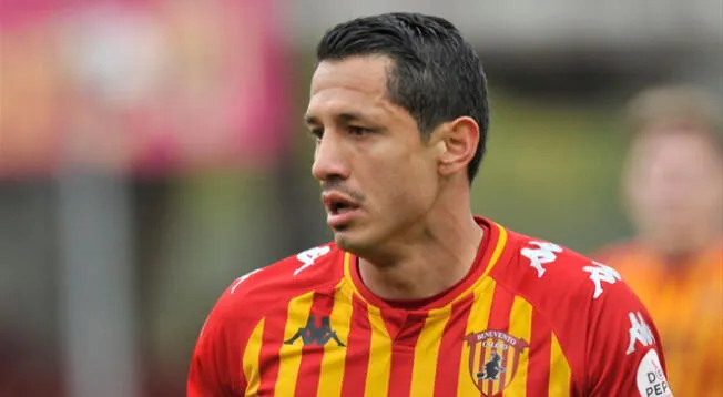 Gianluca Lapadula sigue sin jugar en el Benevento