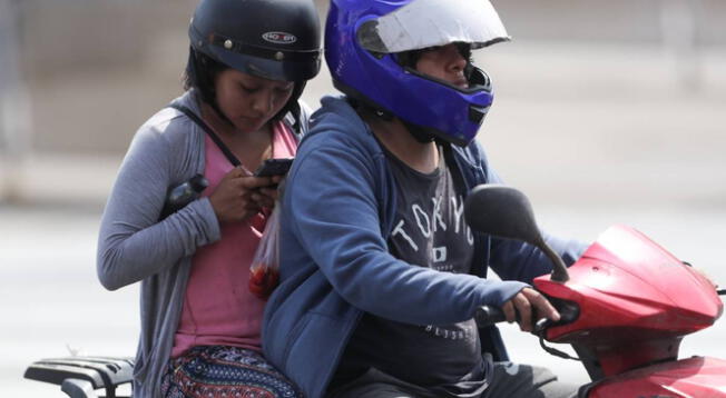 Gobierno aprobó proyecto que prohíbe dos personas en moto lineal