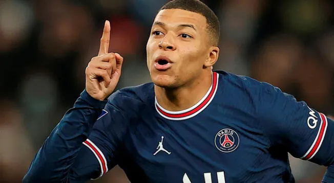 Kylian Mbappé tiene contrato con el PSG hasta junio del 2022