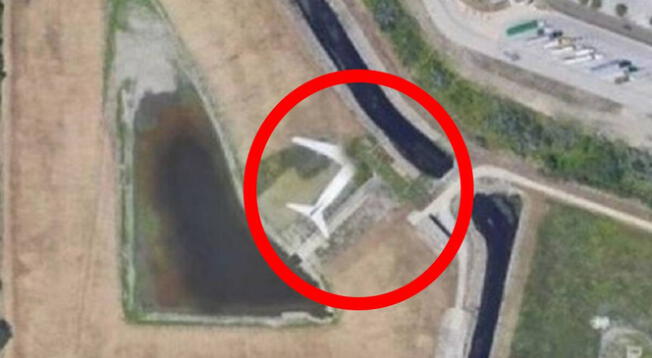 Google Maps capta 'avión fantasma' en el lugar de un accidente con 273 fallecidos