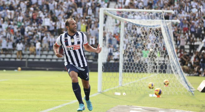 Hernán Barcos marcó su primer gol de la temporada 2022.