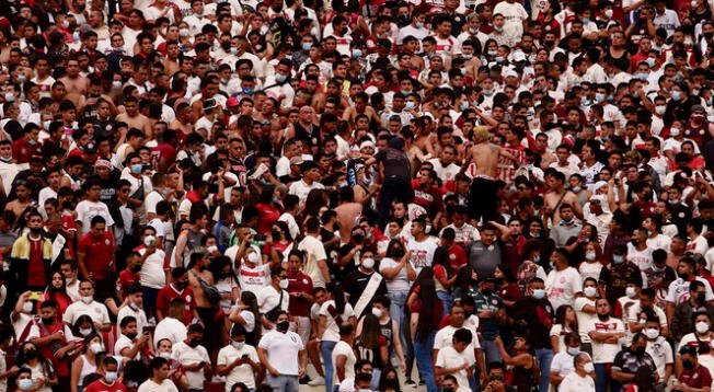 Universitario recibiría a Barcelona con estadio lleno