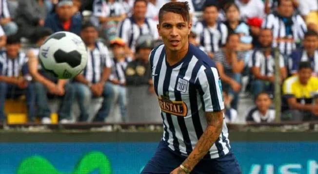 Paolo Guerrero espera firmar por Alianza Lima antes del cierre de libro de pases.