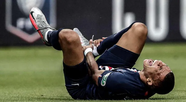 Kylian Mbappé se lesionó en PSG