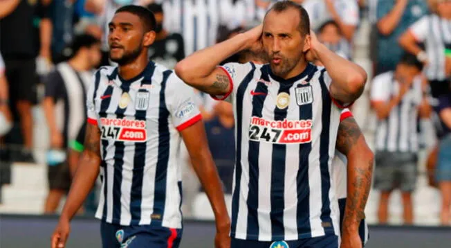 Hernán Barcos acusó falta de humildad en Alianza Lima