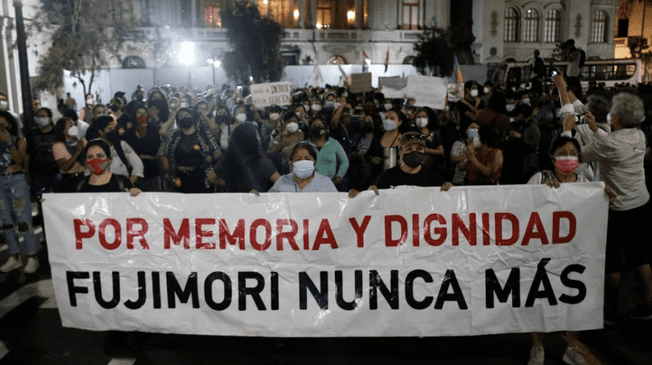 Marcha contra liberación de Alberto Fujimori. Foto: Antonio Melgarejo.