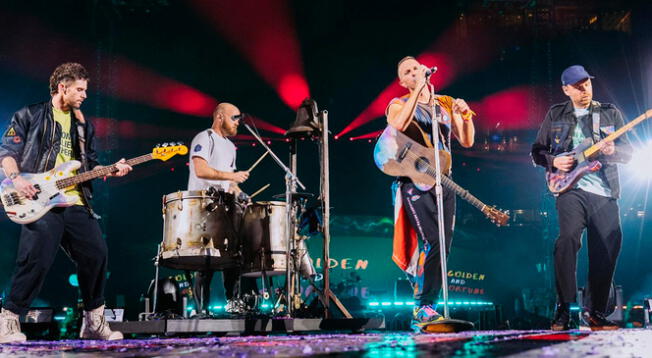 Coldplay se presentó en Monterrey y estadio lució abarrotado.