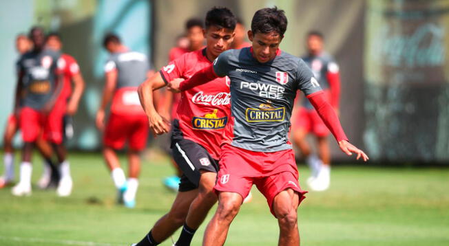 Jhilmar Lora fue la novedad del día en la alineación de Ricardo Gareca