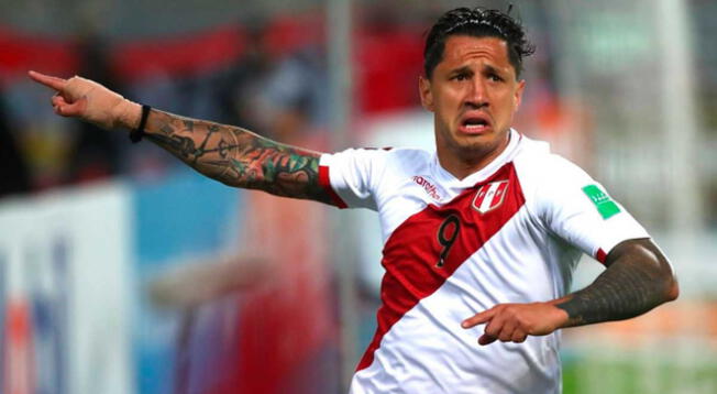 Gianluca Lapadula marcó su sexto gol con la camiseta de la Selección Peruana.