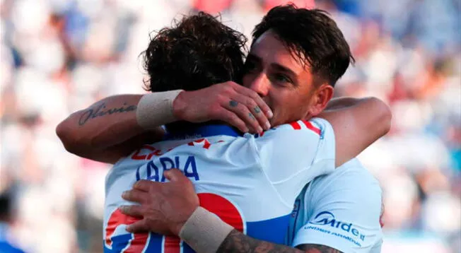 Con goles de Zampedri y Tapia, Católica ganó a la 'U' de Chile.
