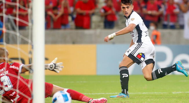 Colo-Colo ganó 2-1 a Fortaleza