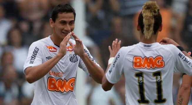 Neymar y Paulo Henrique Ganso en Santos