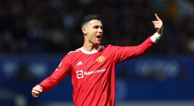 Cristiano Ronaldo le rompió el celular a un seguidor.