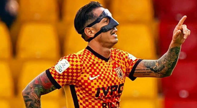 Gianluca Lapadula lleva 10 goles en la presente temporada con Benevento por Serie B.