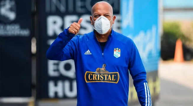 Roberto Mosquera dirigirá a Sporting Cristal cuando enfrente a Talleres