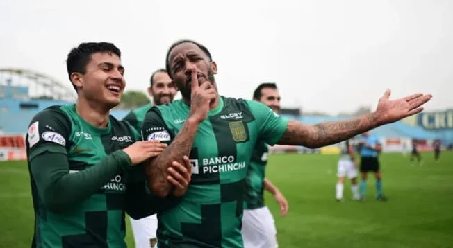 Jefferson Farfán celebró el triunfo de Alianza Lima