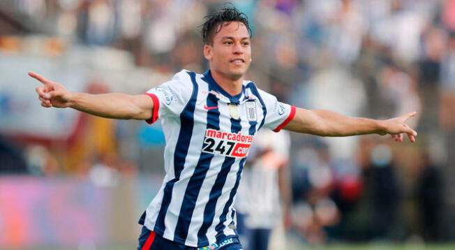 Cristian Benavente debutó en Alianza Lima con golazo de tiro libre.