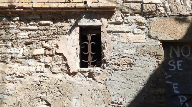 Reto visual: ¿Quién te observa en esta imagen? Encuéntralo en solo 10 segundos Reto visual: ¿Quién te observa en esta imagen? Encuéntralo en solo 10 segundos