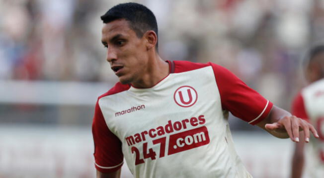 Alex Valera es el goleador de Universitario en la temporada 2022