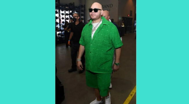 Fat Joe intentó mantener su estilo asistiendo con pantalones cortos a la ceremonia