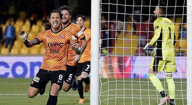 Gianluca Lapadula acumula 13 goles con Benevento en la Serie B.