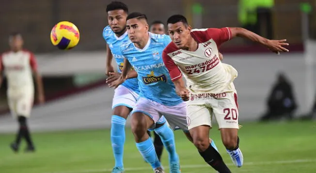 Universitario y Sporting Cristal igualaron en el Monumental la noche del sábado.