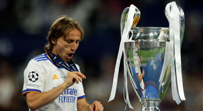 Modric celebra el título de la Champions League 2022