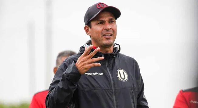 Jorge Araujo, entrenador de Universitario
