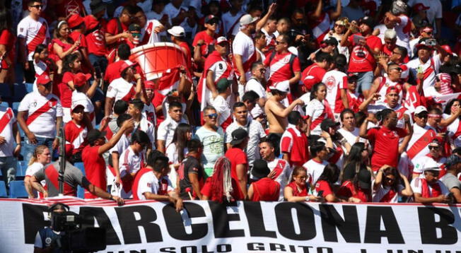 Perú vs Nueva Zelanda: más de 30,000 hinchas nacionales 'se apoderaron' del RCDE stadium