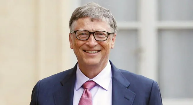 Conoce cuál es el teléfono que usa Bill Gates.