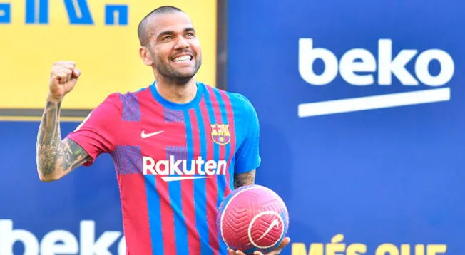 Dani Alves le dice adiós al Barcelona por ir al Mundial