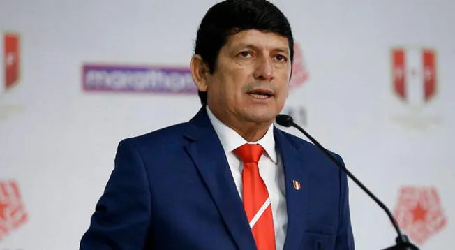 Agustín Lozano: Poder Judicial absuelve los cargos contra presidente de la FPF.
