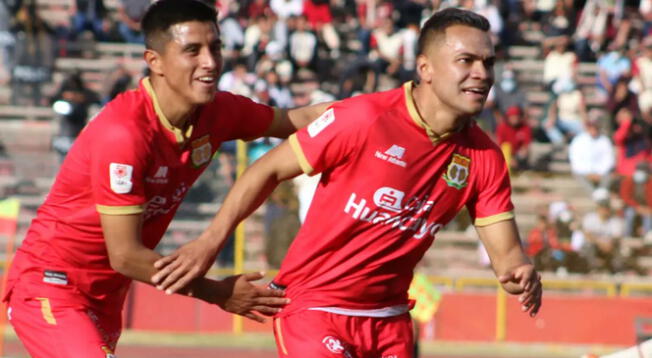 ¡Sigue en la lucha! Sport Huancayo venció 2-0 a Universitario.