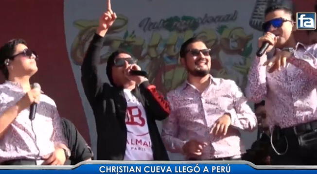 ¡A todo pulmón! Christian Cueva llega al Perú y sorprende a Chotanos cantando