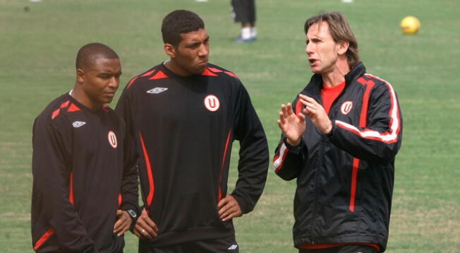 Héctor Hurtado, Carmona y Ricardo Gareca en el plantel de Universitario