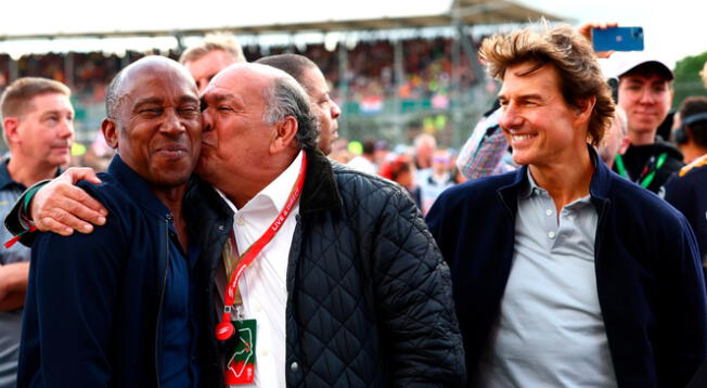 Tom Cruise y el papá del Checo Pérez celebran en el GP de Gran Bretaña